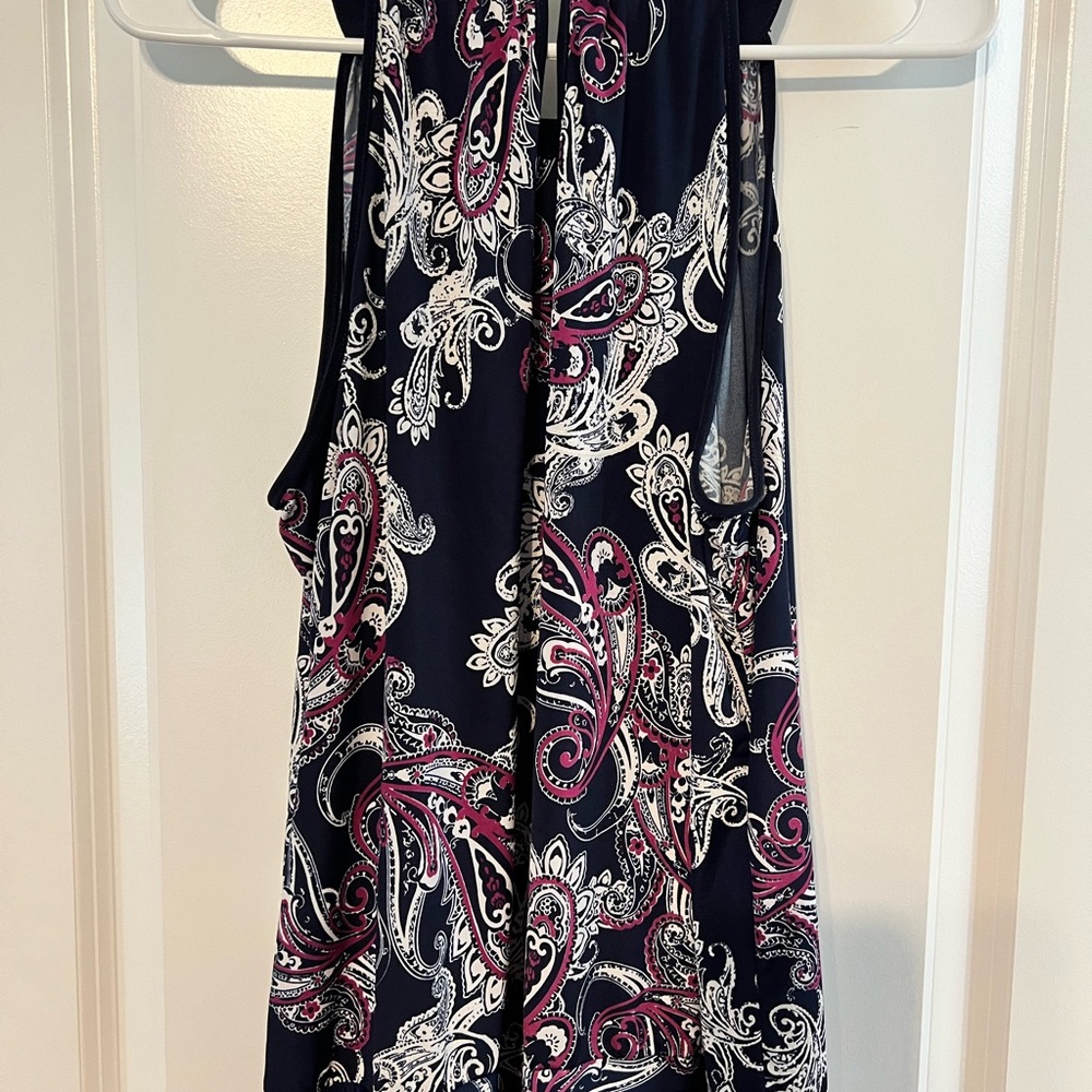 NWOT Navy and Purple Cut Out Sleeveless Tank Top Size L - Picture 2 of 6